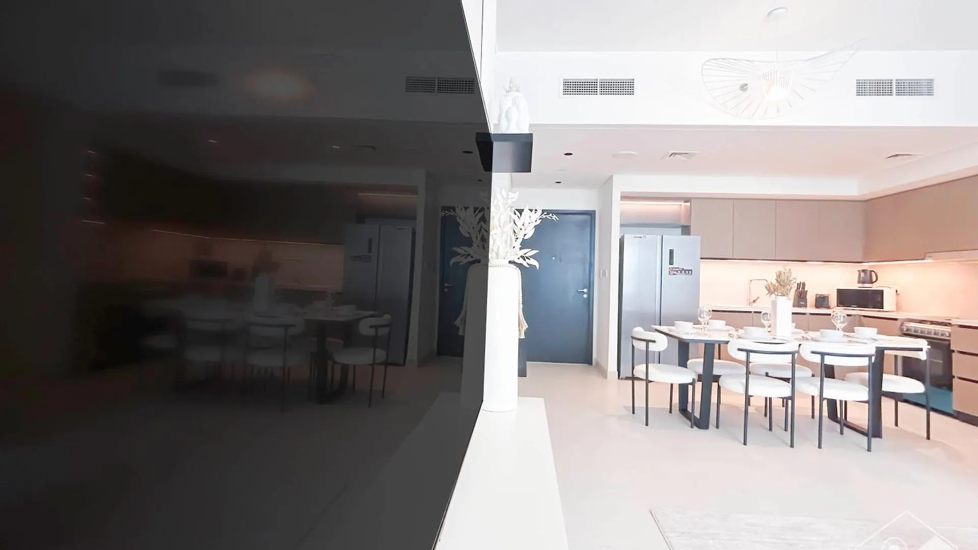 Luxury Burj Crown 4Bedroom Balcony & Downtown View Dubai United Arab Emirates